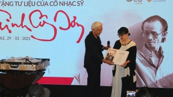 Trao tặng những tư liệu quý về nhạc sĩ Trịnh Công Sơn