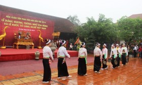 Tưng bừng lễ hội “Mùa xuân tôn vinh văn hóa dân tộc"