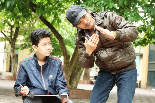 Người thầy 20 năm dạy vẽ cho trẻ khuyết tật