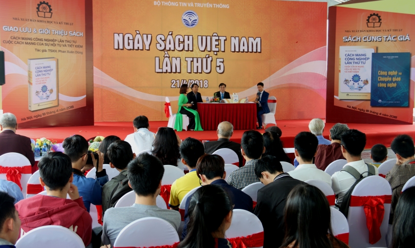 ron rang ngay sach viet nam 2018