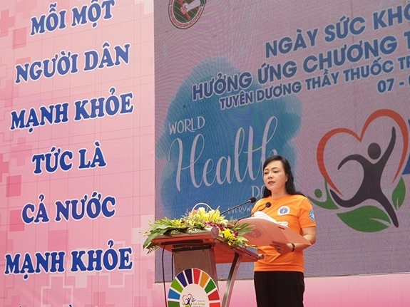 khoi dong chuong trinh suc khoe viet nam di bo 10000 buoc chan de thay doi cuoc song