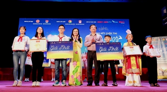 “Đọc sách vì tương lai” lan tỏa nhiều thông điệp ý nghĩa