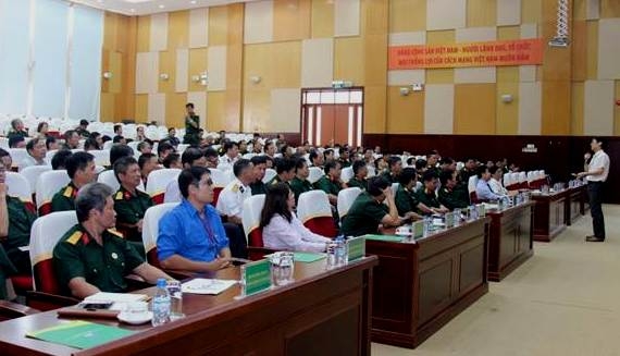 hoi ccb tap doan to chuc hoi nghi quan triet ve cong tac tu tuong va noi chuyen truyen thong