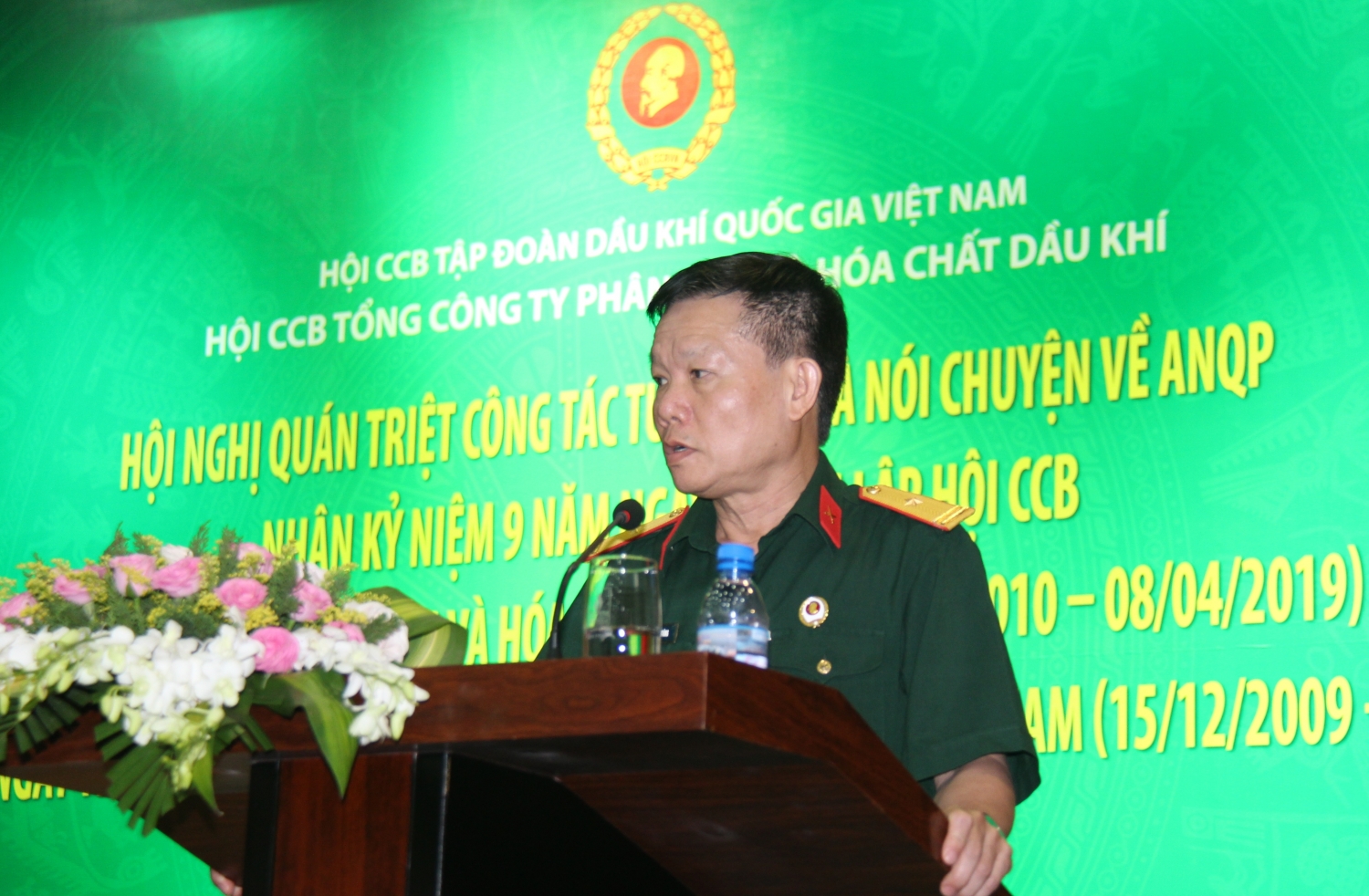 hoi ccb tap doan to chuc hoi nghi quan triet ve cong tac tu tuong va noi chuyen truyen thong