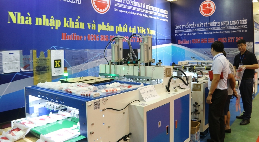 trung bay san pham nganh cong nghiep nhua in an va dong goi bao bi ha noi 2019