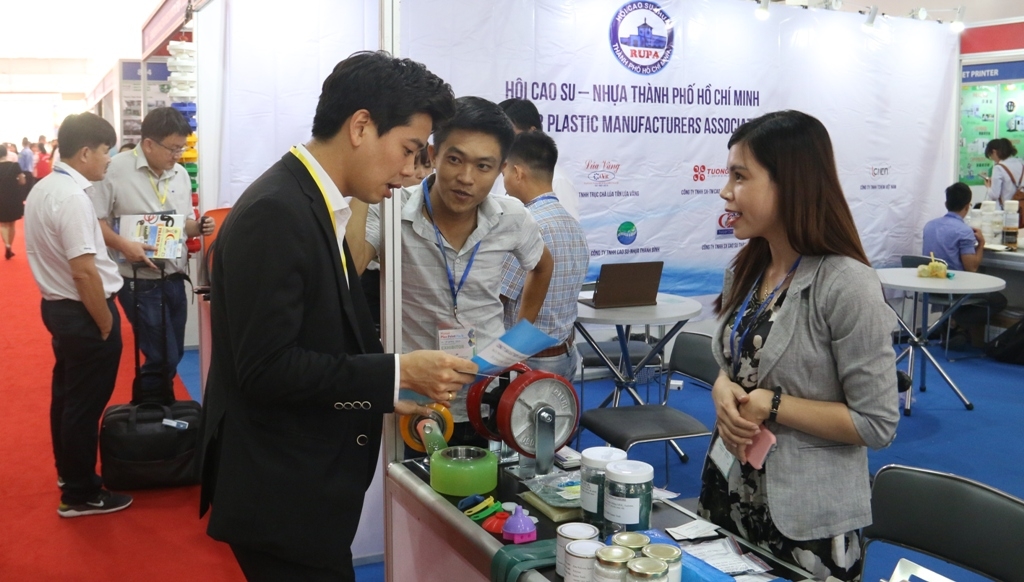 trung bay san pham nganh cong nghiep nhua in an va dong goi bao bi ha noi 2019