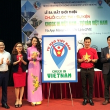ra mat mang xa hoi du lich dau tien tai viet nam