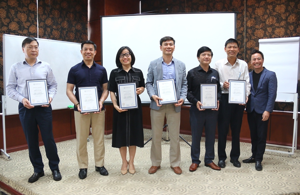 Petrovietnam tổ chức bế giảng khóa đào tạo “7 thói quen hiệu quả”