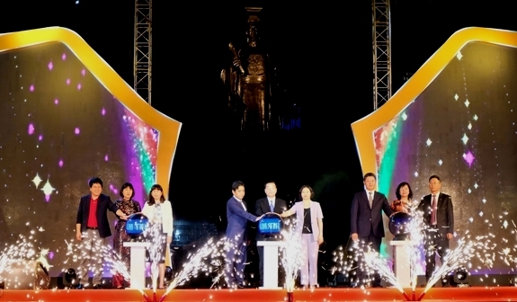 Khai mạc Lễ hội du lịch và văn hóa ẩm thực Hà Nội 2021