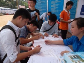 Ngày hội việc làm Thanh niên Thủ đô: Một cơ hội - một tương lai