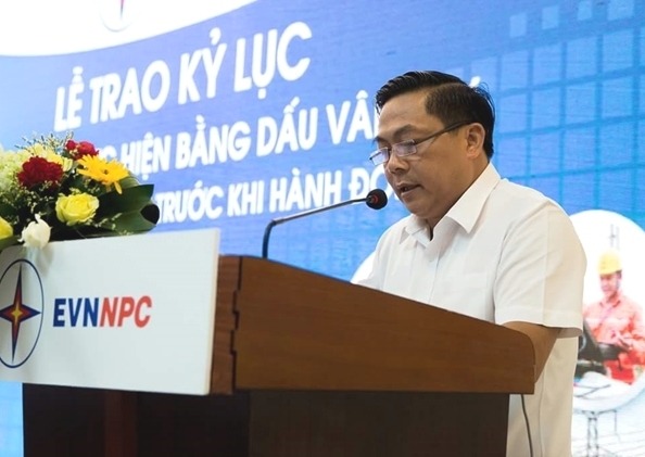 buc tranh dau van tay cua evnnpc xac lap ky luc viet nam