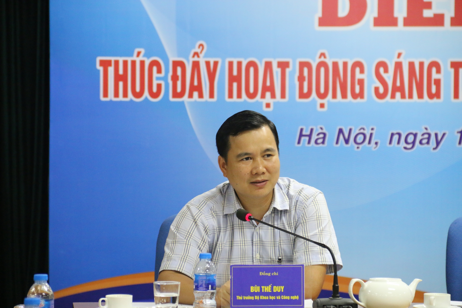 thuc day sang tao trong thanh nien cong nhan