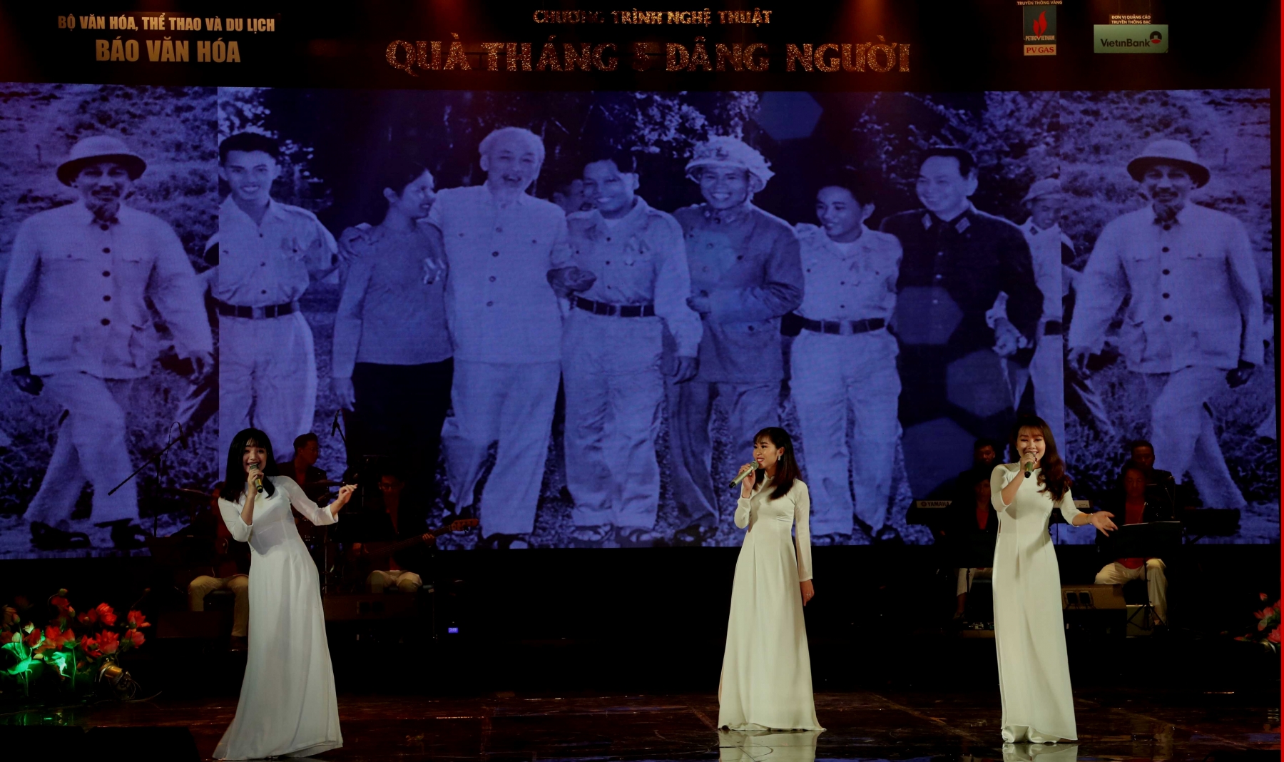 dac sac chuong trinh nghe thuat qua thang 5 dang nguoi