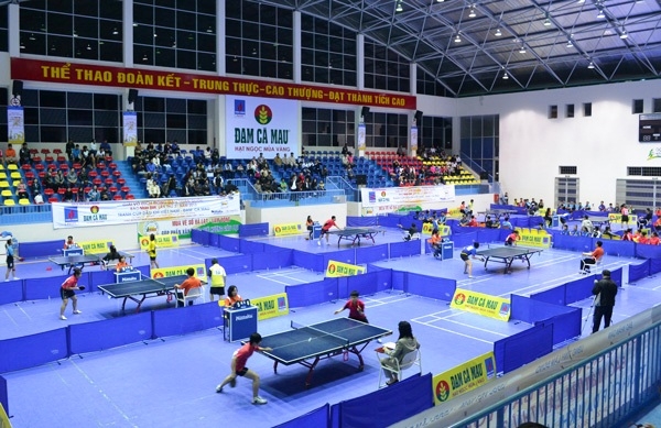 khai mac giai bong ban tranh cup petrovietnam dam ca mau 2018
