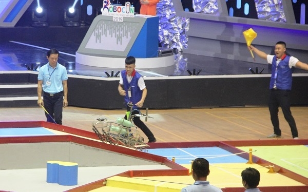 32 doi tranh tai tai vong chung ket robocon viet nam 2019