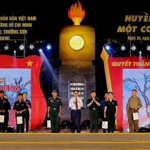 dac sac chuong trinh nghe thuat hat mai khuc quan hanh
