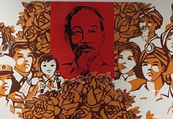 Trưng bày "Chân dung Hồ Chí Minh - Góc nhìn từ tranh cổ động"