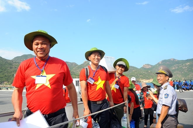 hanh trinh tuoi tre vi bien dao que huong nam 2019