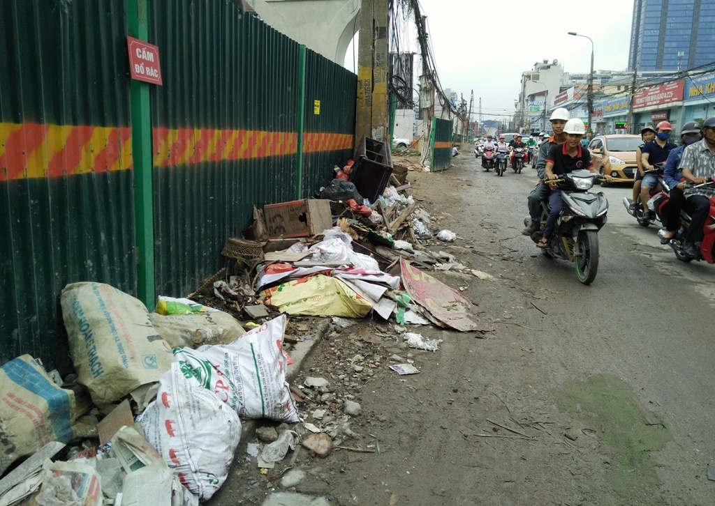 rac thai bua vay duong vanh dai 2 truong chinh