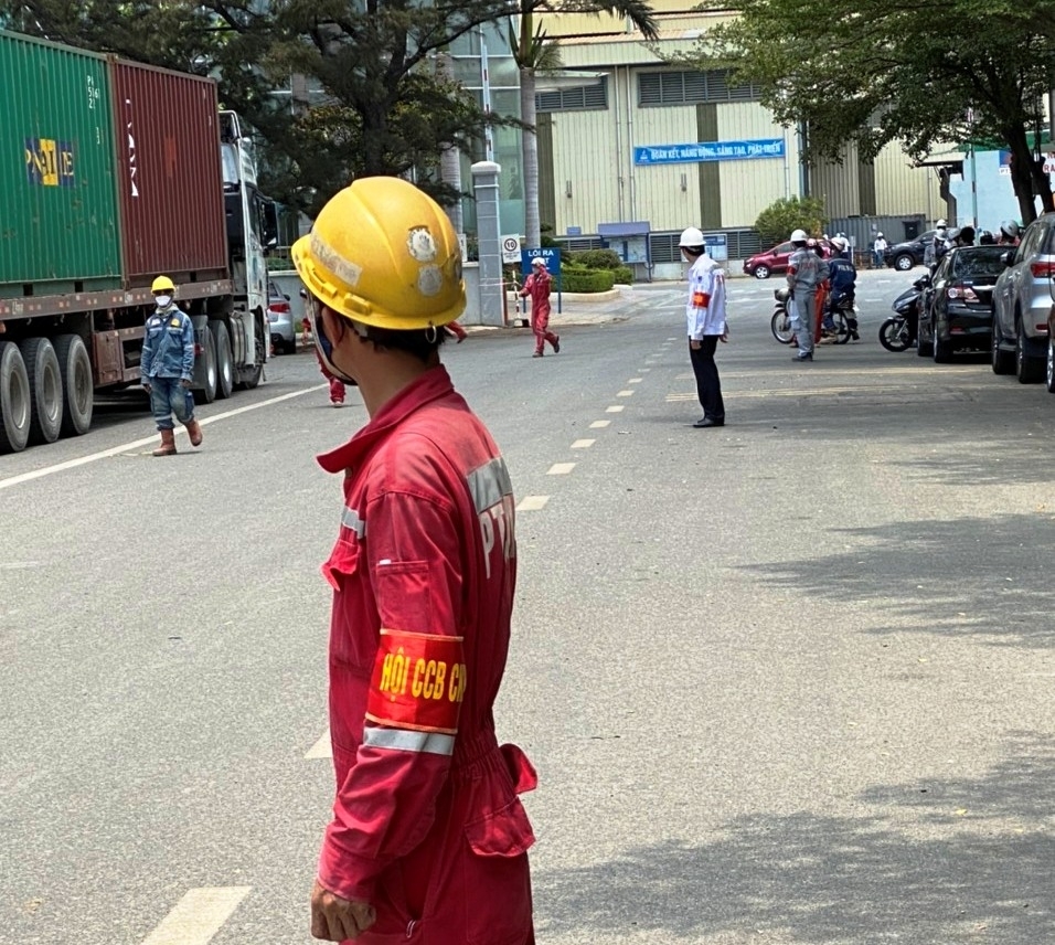 hoi ccb tap doan thi dua trien khai cac giai phap ung pho voi dich covid 19 va gia dau giam sau