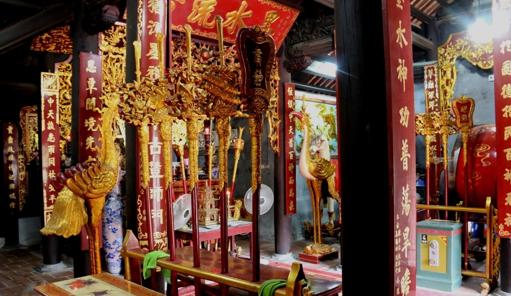 mieu gan di tich ve dao thay tro cao dep