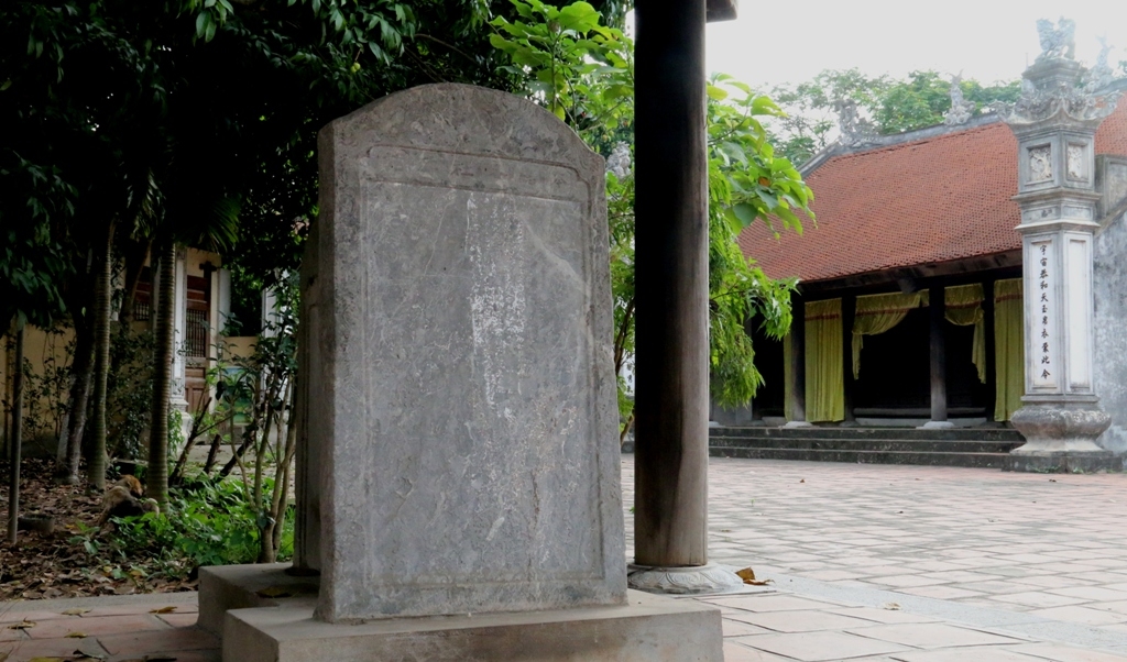 mieu gan di tich ve dao thay tro cao dep
