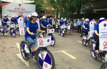 Bảo vệ thanh, thiếu niên khỏi tác động của việc quảng cáo và sử dụng thuốc lá