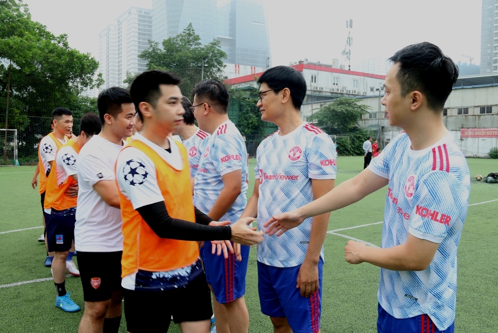 Đoàn Thanh niên Cơ quan Tập đoàn khai mạc giải bóng đá chào mừng Đại hội Đoàn các cấp
