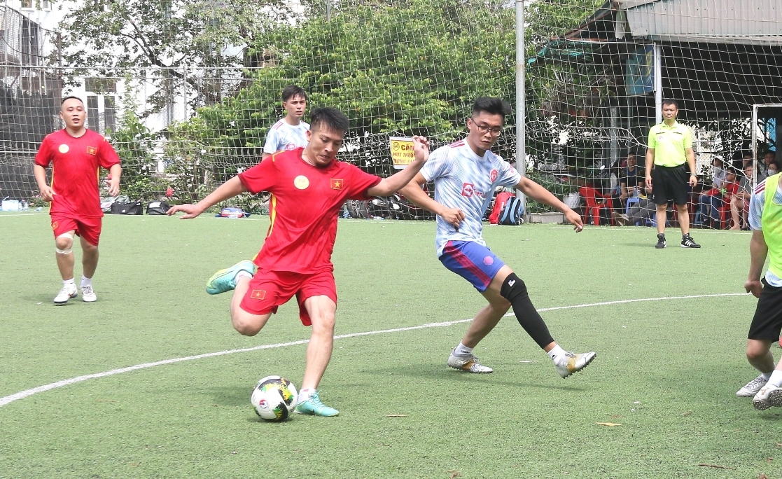 Đoàn Thanh niên Cơ quan Tập đoàn bế mạc giải bóng đá chào mừng Đại hội Đoàn các cấp Đoàn Thanh niên Cơ quan Tập đoàn bế mạc giải bóng đá chào mừng Đại hội Đoàn các cấp