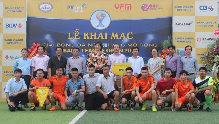 pvcombank khai mac giai bong da bank league open 2016