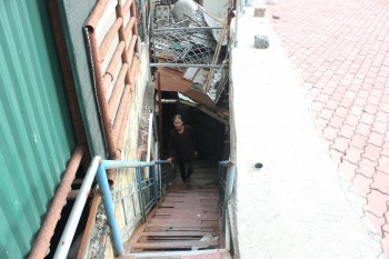 Hà Nội: Đường nghìn tỷ biến nhà dân thành “hầm”