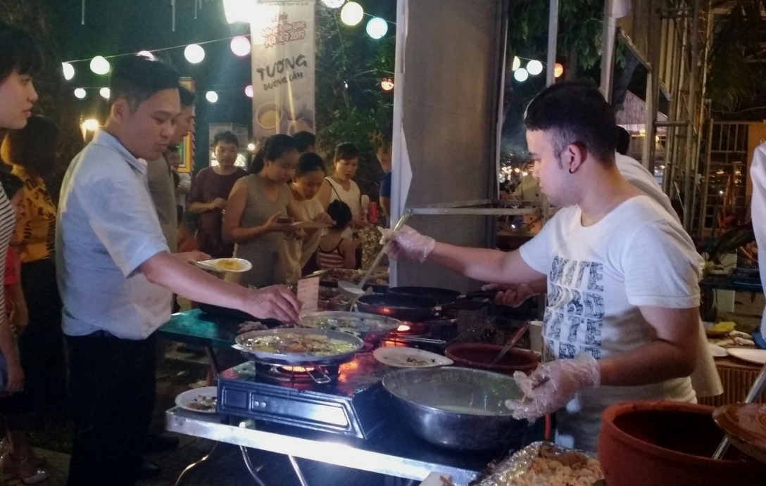thuong thuc dac san vung mien voi le hoi van hoa am thuc ha noi 2019