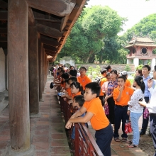 tang nang muc phat ve hanh vi cheo keo du khach
