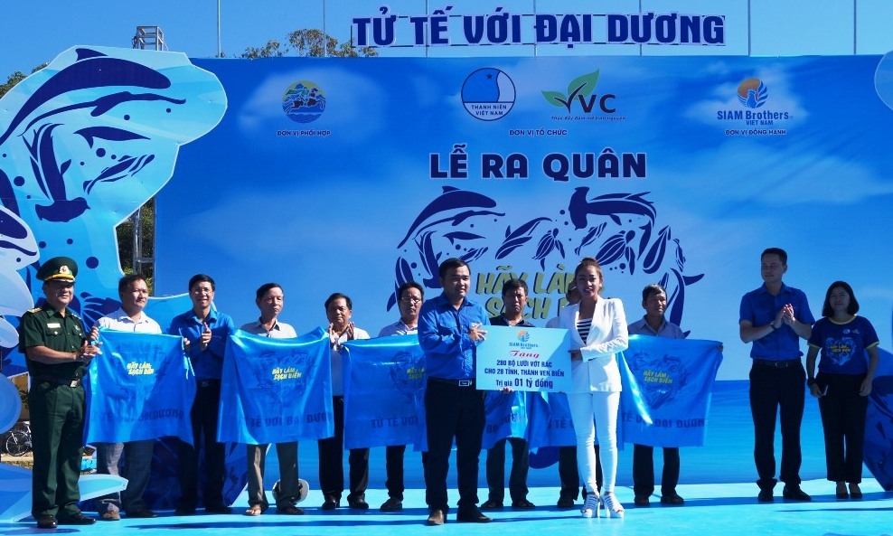 le ra quan chien dich hay lam sach bien nam 2019