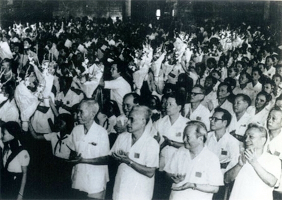 trung bay hien vat vo gia ve quoc hieu va kinh do dai viet qua cac thoi ky lich su