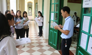 Gần 900.000 sĩ tử bắt đầu thi THPT Quốc gia 2019
