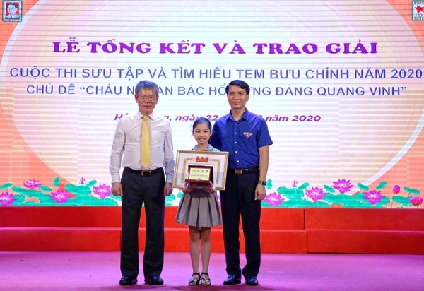 Học sinh lớp 3 đạt giải đặc biệt cuộc thi về tem bưu chính