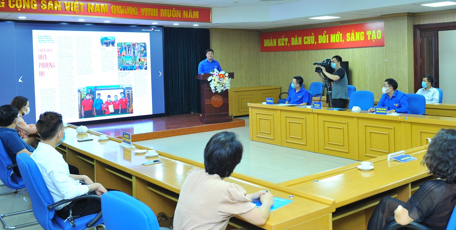 Lan tỏa hình ảnh đẹp với “Sắc xanh tình nguyện”