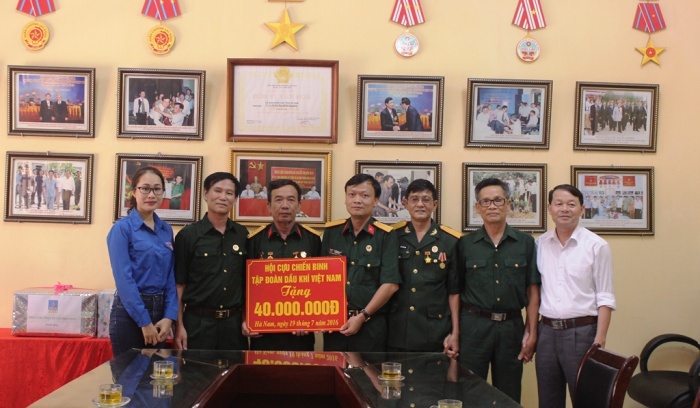 tri an nguoi co cong voi cach mang tinh ha nam