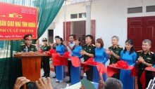 tham hoi va tang qua trung tam dieu duong thuong binh thuan thanh