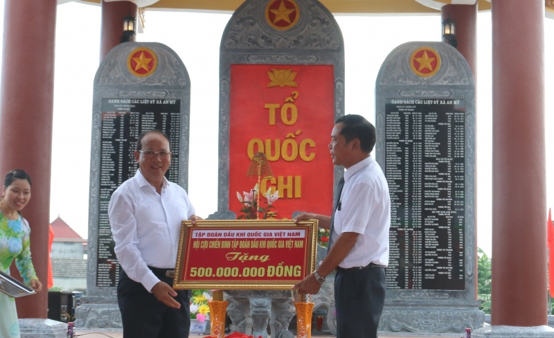 hoi ccb tap doan khanh thanh dai tuong niem cac anh hung liet si tai thai binh