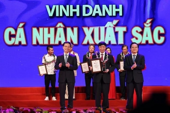 Nhân rộng những tấm gương điển hình trong ngành Giáo dục