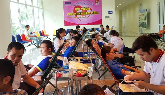 doan thanh nien pvmtc va pvu hien mau vi cong dong