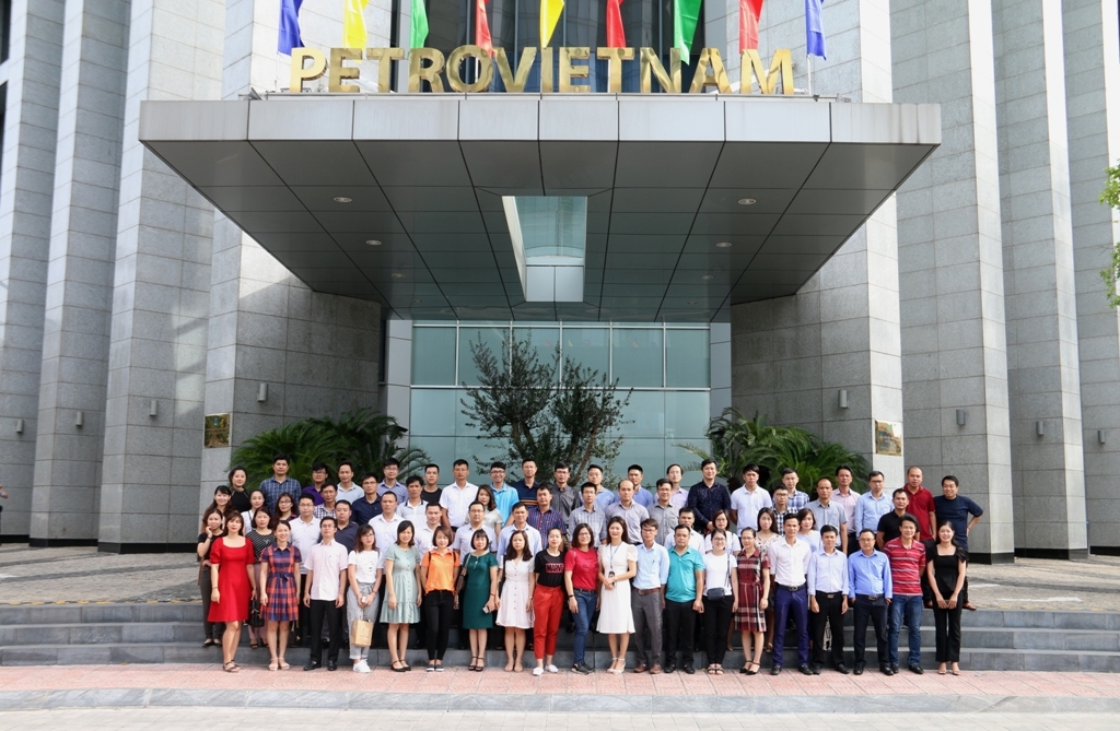 boi duong ly luan chinh tri nam 2019 cho doi tuong ket nap dang va dang vien moi