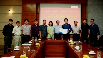 Công đoàn Cơ quan Tập đoàn ra mắt Câu lạc bộ bơi