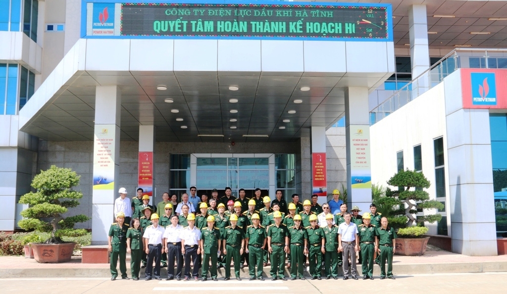 hoi ccb tap doan tham va lam viec tai nha may nhiet dien vung ang 1