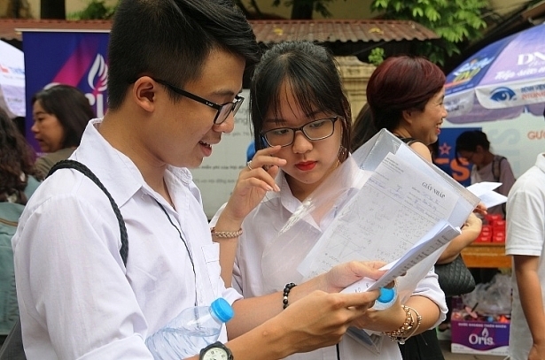 ha noi truong ngoai cong lap bat dau nhan dang ky du tuyen lop 10