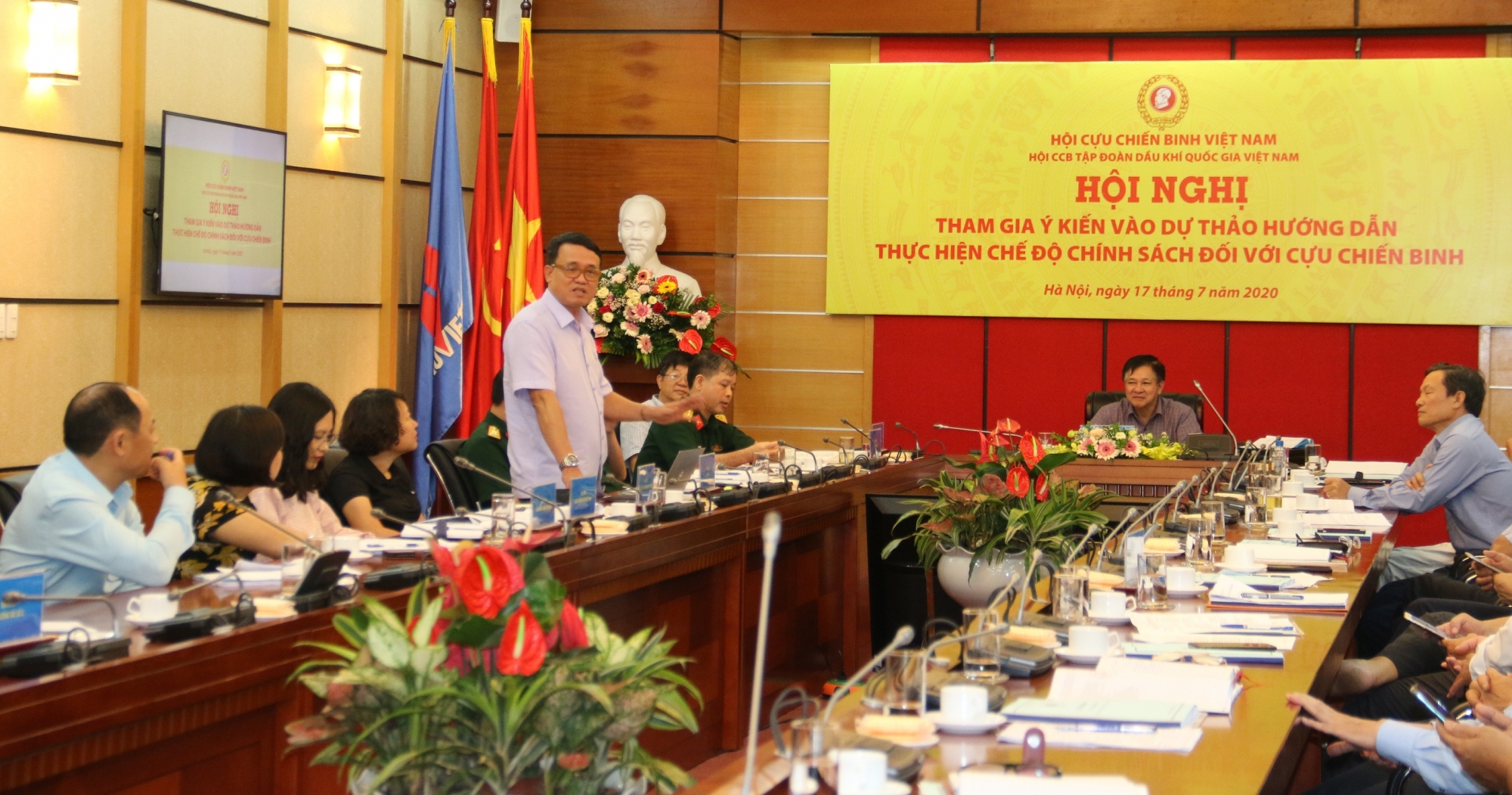 hoi ccb tap doan tich cuc dong gop y kien vao du thao huong dan thuc hien che do chinh sach doi voi cuu chien binh