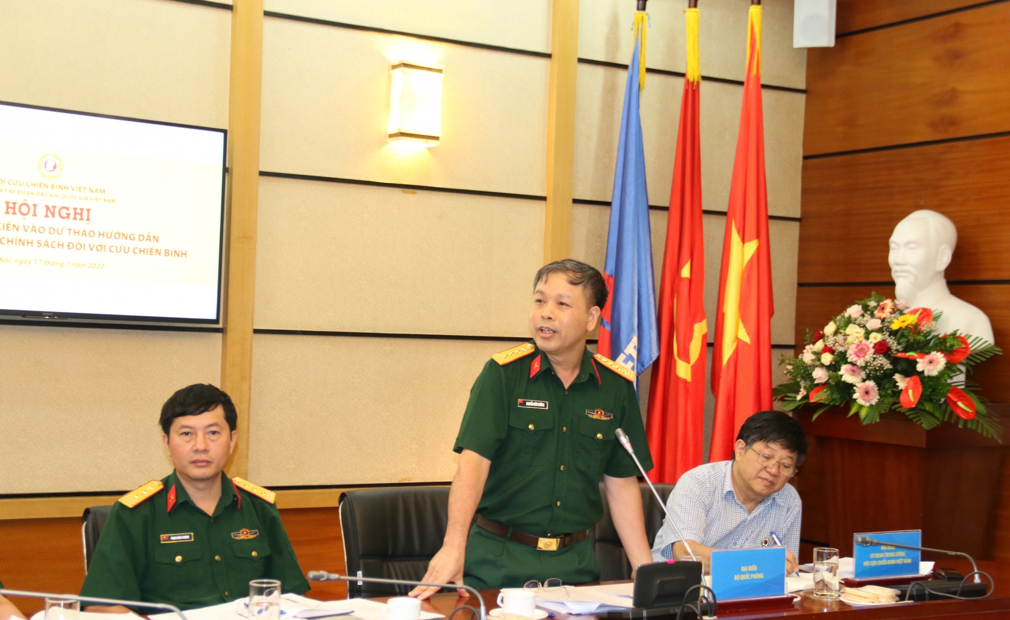 hoi ccb tap doan tich cuc dong gop y kien vao du thao huong dan thuc hien che do chinh sach doi voi cuu chien binh