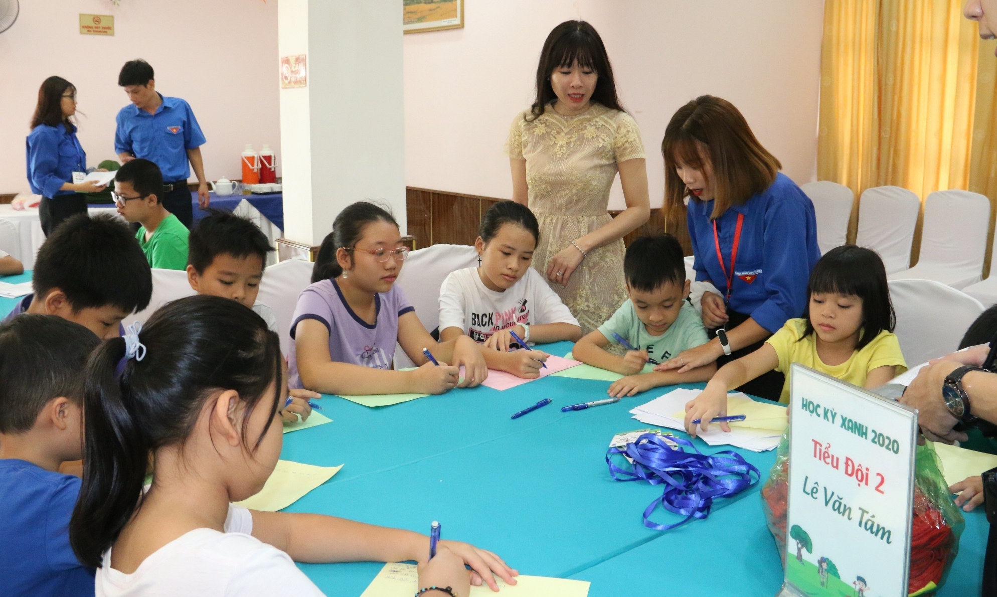 doan thanh nien co quan tap doan to chuc le khai giang hoc ky xanh 2020
